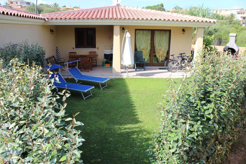 1CASADELFARO con Giardino a Pittulongu 600Metri dalla Spiaggia — foto 1