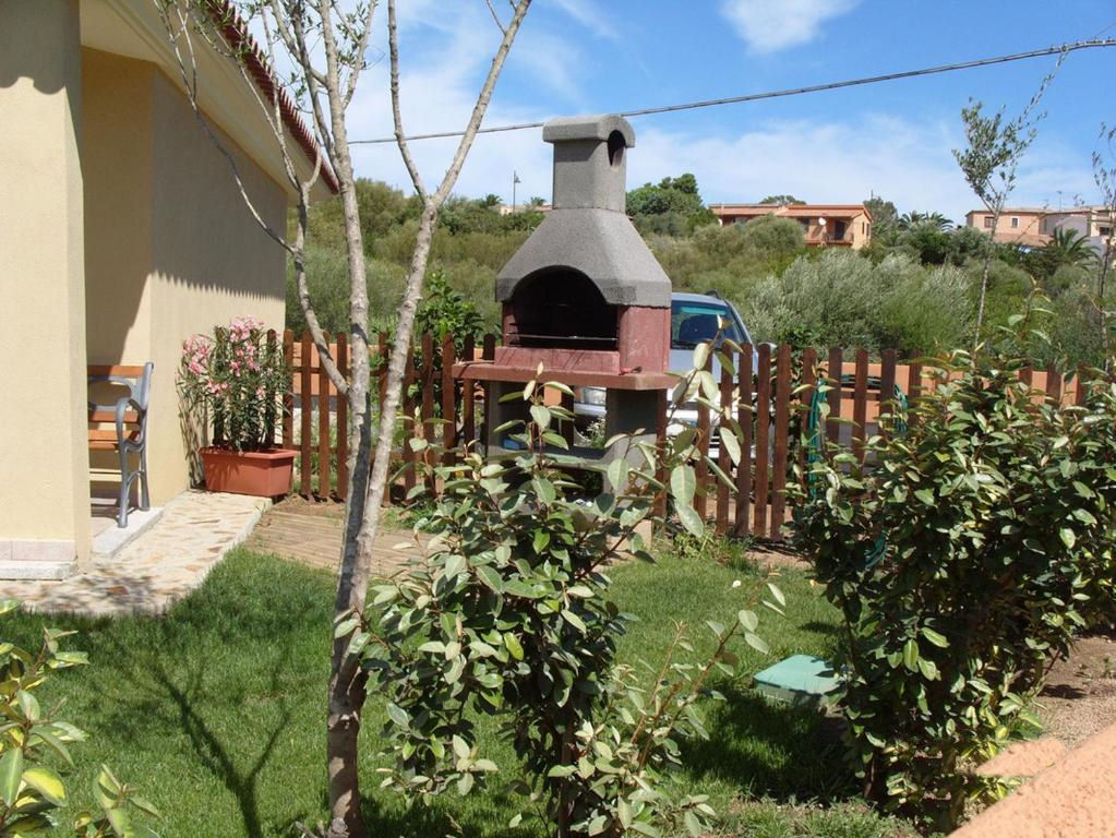 1CASADELFARO con Giardino a Pittulongu 600Metri dalla Spiaggia — foto 6